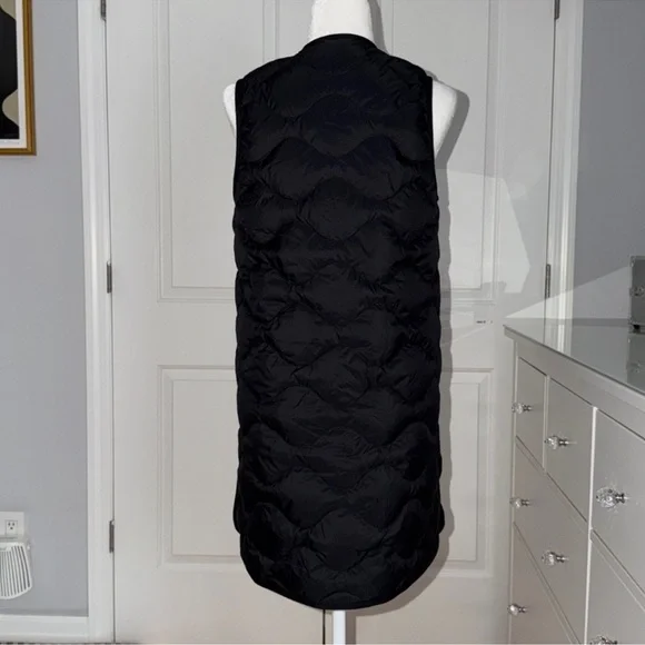 Uniqlo Black Ultra Light Down Long Vest - Picture 6 of 10